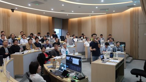  🌏【和碩Mini EMBA X 政大商學院：洞察客戶痛點，精築品牌護城河】 🚀